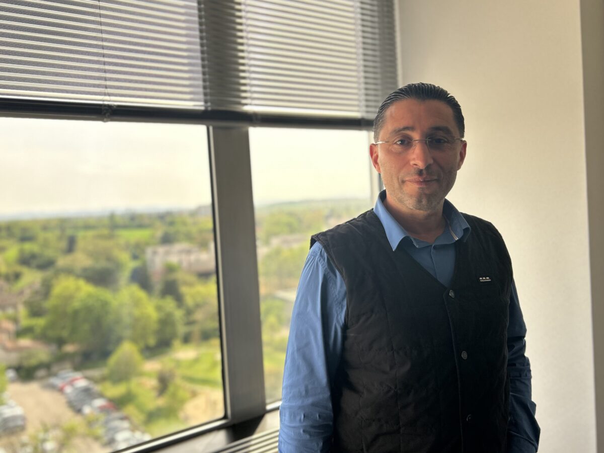 Idir Boumertit, maire (LFI) de Vénissieux