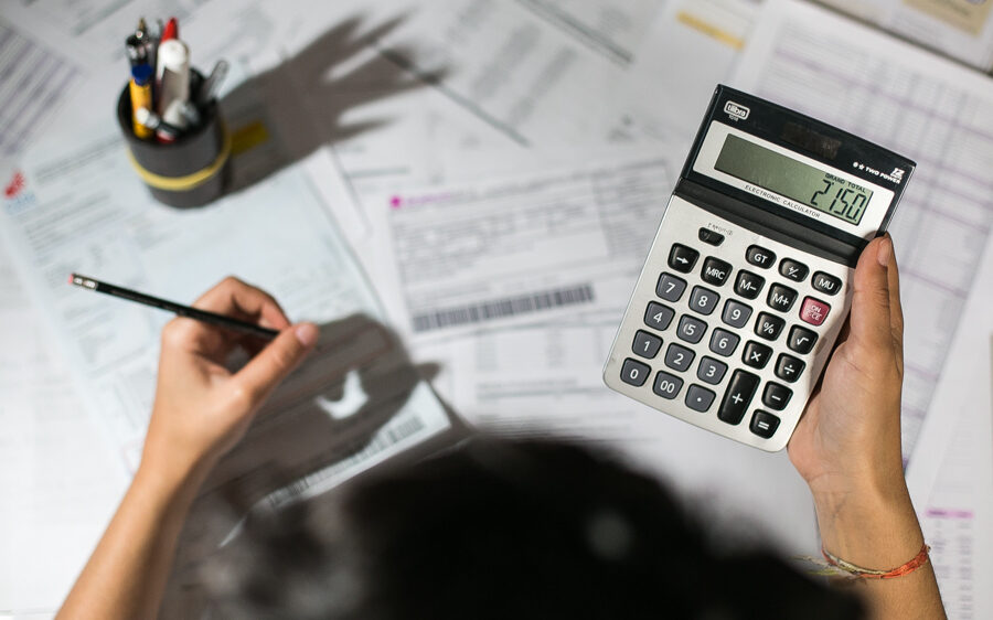 Déclaration impôts. Image d'illustration