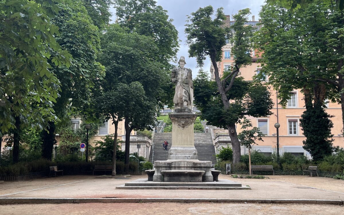 Statue Sergent Blandan