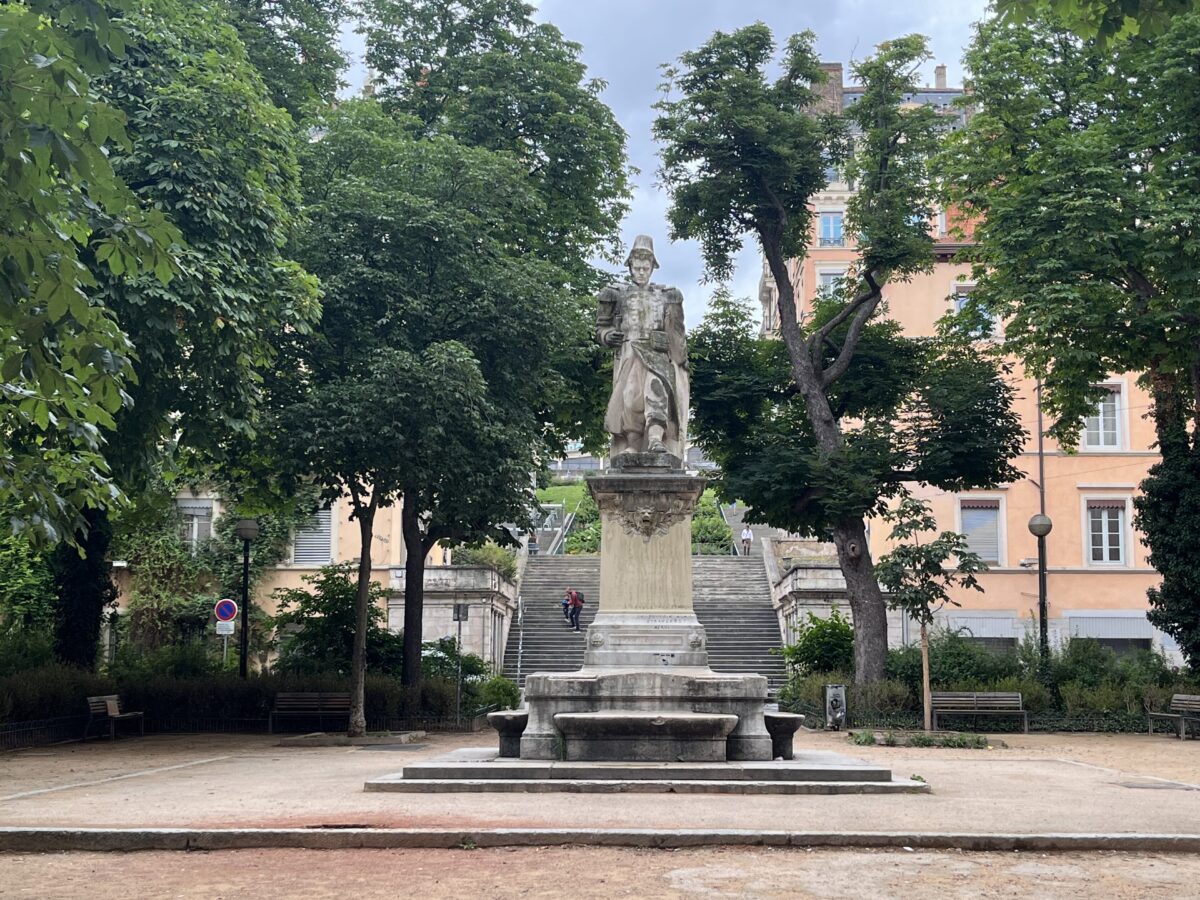 Statue Sergent Blandan