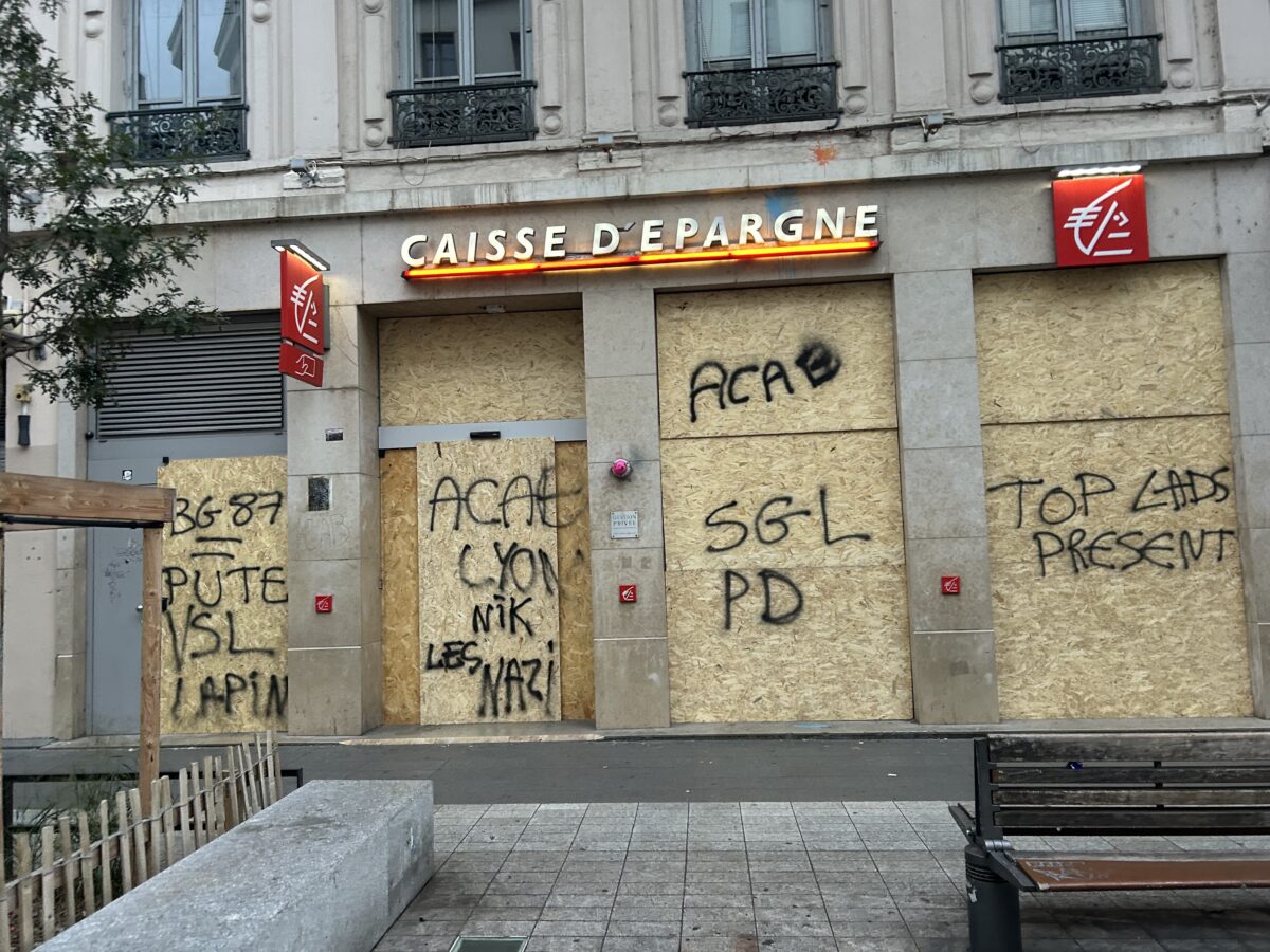 L'après émeutes du 17 octobre 2026 à Lyon @Guillaume Lamy