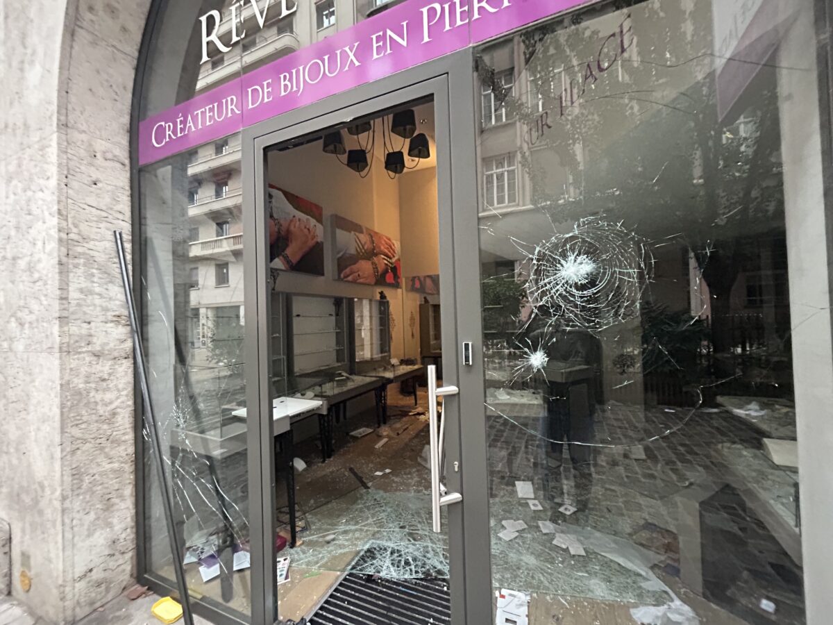 L'après émeutes du 17 octobre 2026 à Lyon @Guillaume Lamy