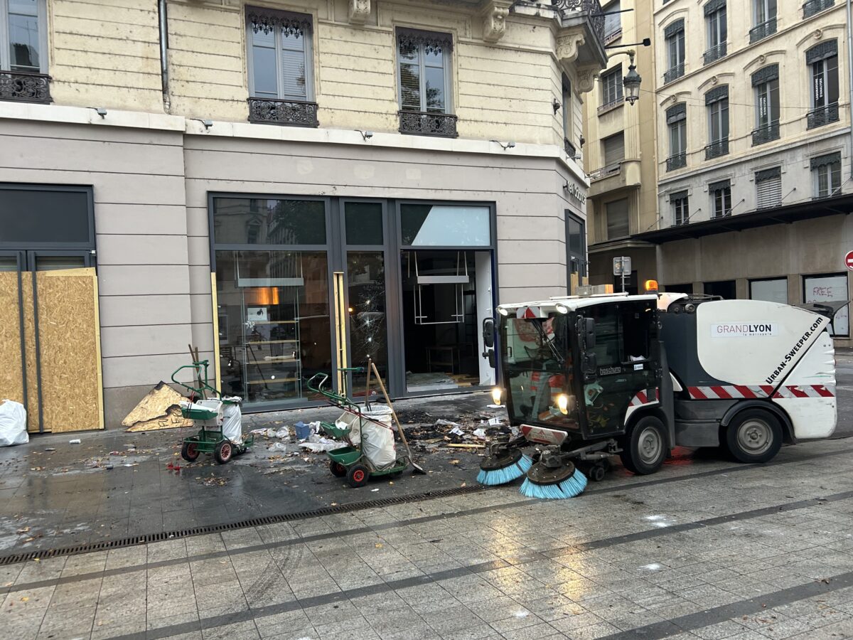 L'après émeutes du 17 octobre 2026 à Lyon @Guillaume Lamy