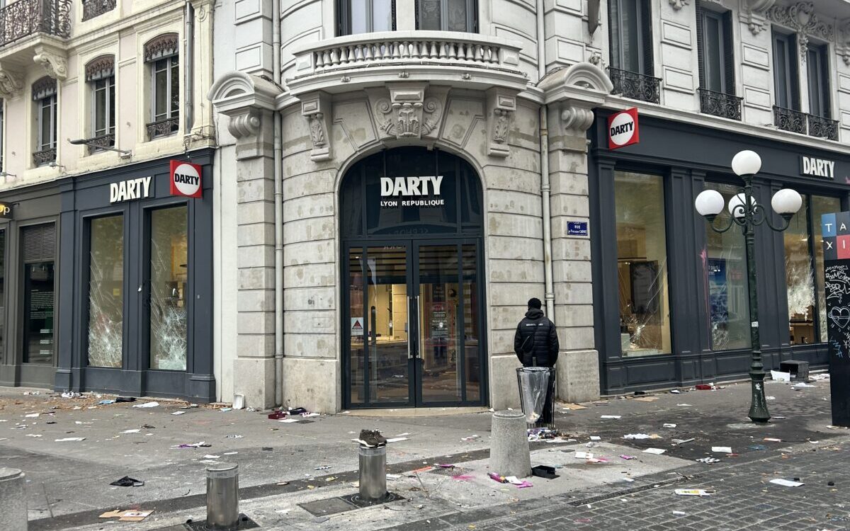 L'après émeutes du 17 octobre 2026 à Lyon @Guillaume Lamy