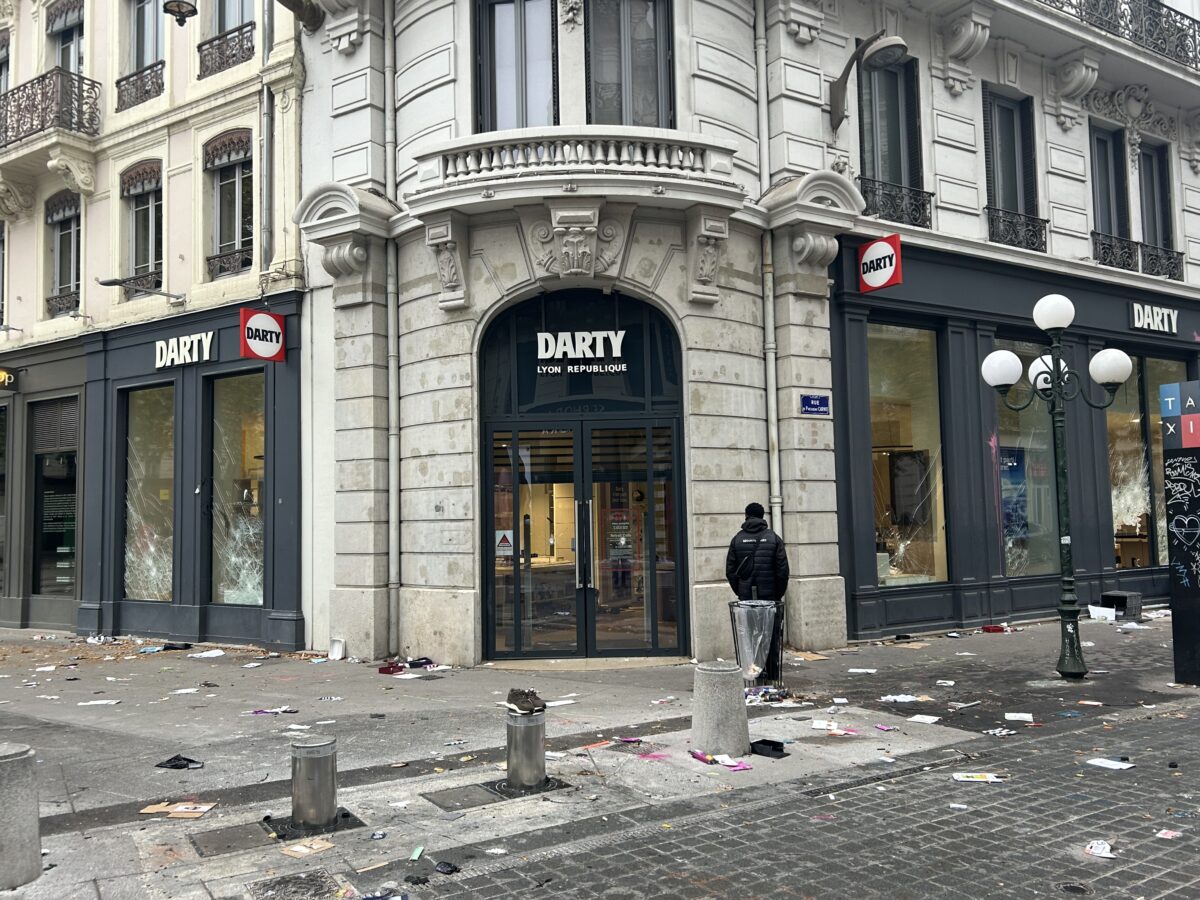 L'après émeutes du 17 octobre 2026 à Lyon @Guillaume Lamy