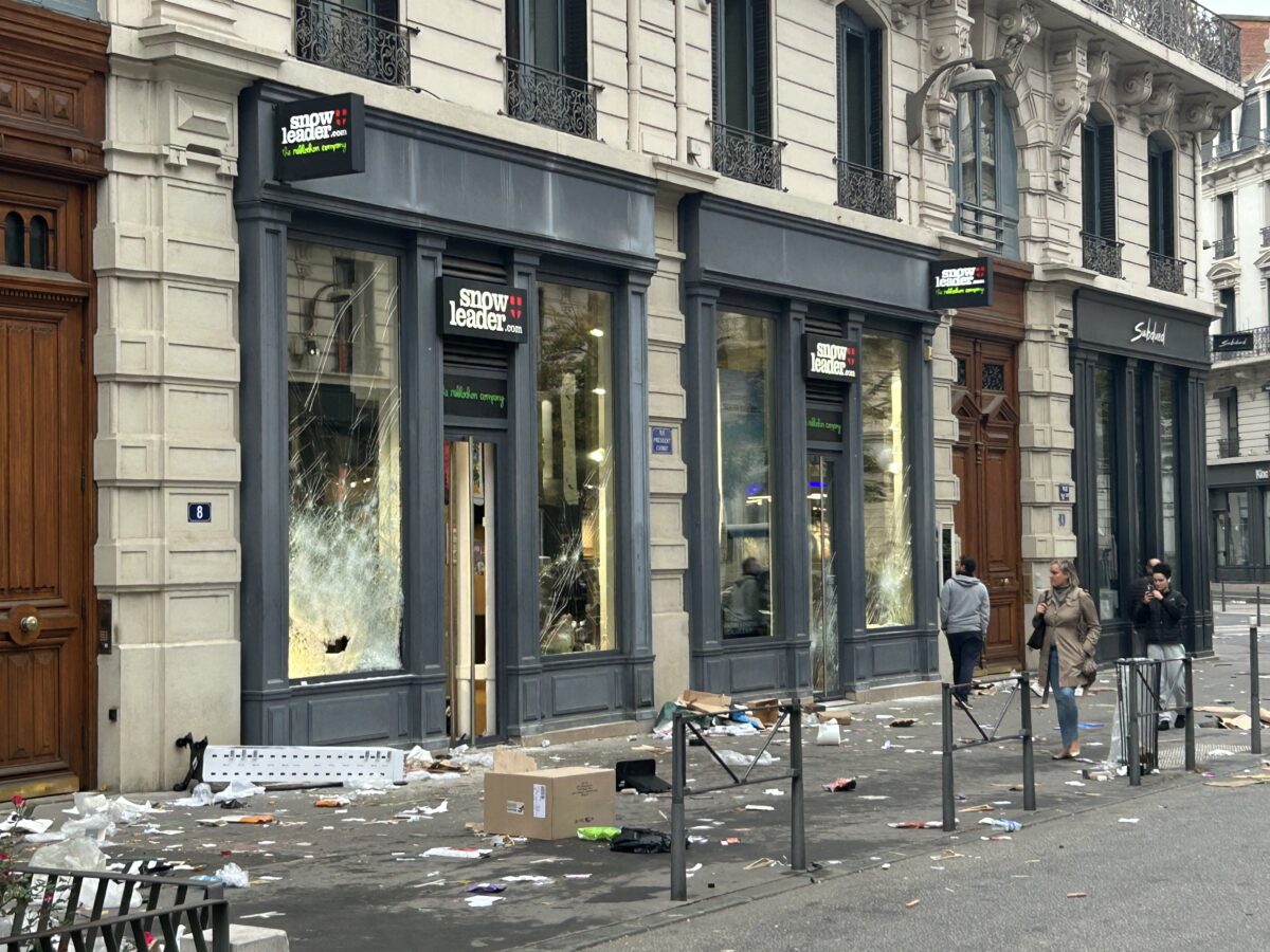 L'après émeutes du 17 octobre 2026 à Lyon @Guillaume Lamy